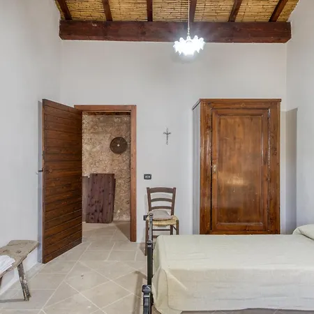 Tenuta Pizzola Nociglia