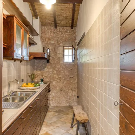 Tenuta Pizzola *