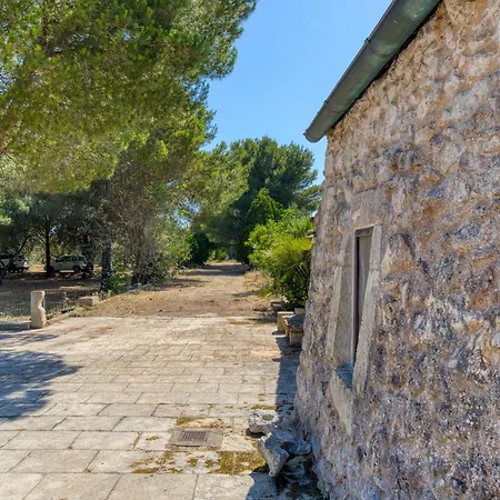 Tenuta Pizzola * Nociglia